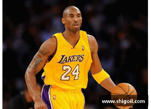 NBA球星詹姆斯的无与伦比风采，精彩瞬间一览无余